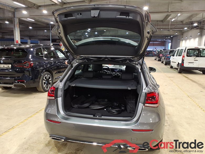 MERCEDES-BENZ A-CLASS 1.3 A 250 E DCT BUSINESS SOLUTION #3
