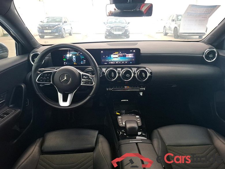 MERCEDES-BENZ Classe A Berline / 2018 / 4P / Berline A 250 e Business Line 8G-DCT #5