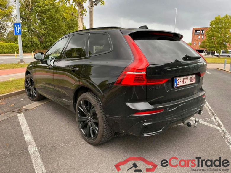 VOLVO XC60 2.0 T8 PHEV AWD Plus Black Edition (335kW) #4