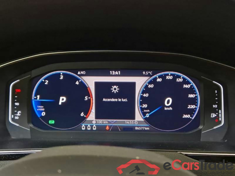 VOLKSWAGEN PASSAT / 2019 / 5P / STATION WAGON VAR. 2.0TDI SCR 140KW 4MOT EXECUTIVE DSG #4