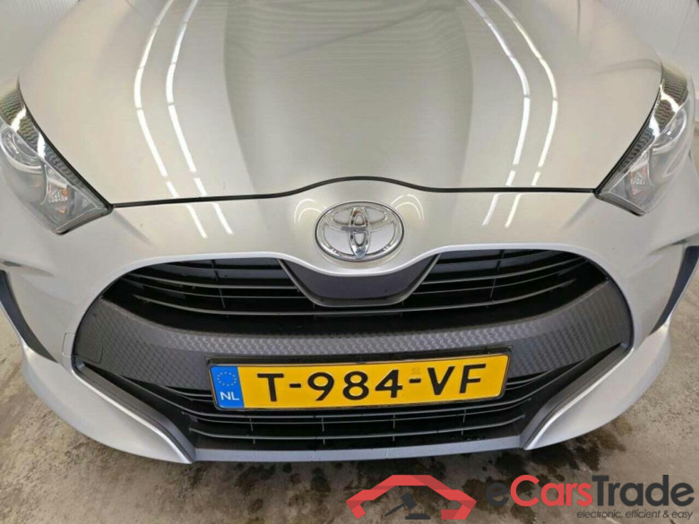 TOYOTA Yaris 1.5 VVT-i Active #4