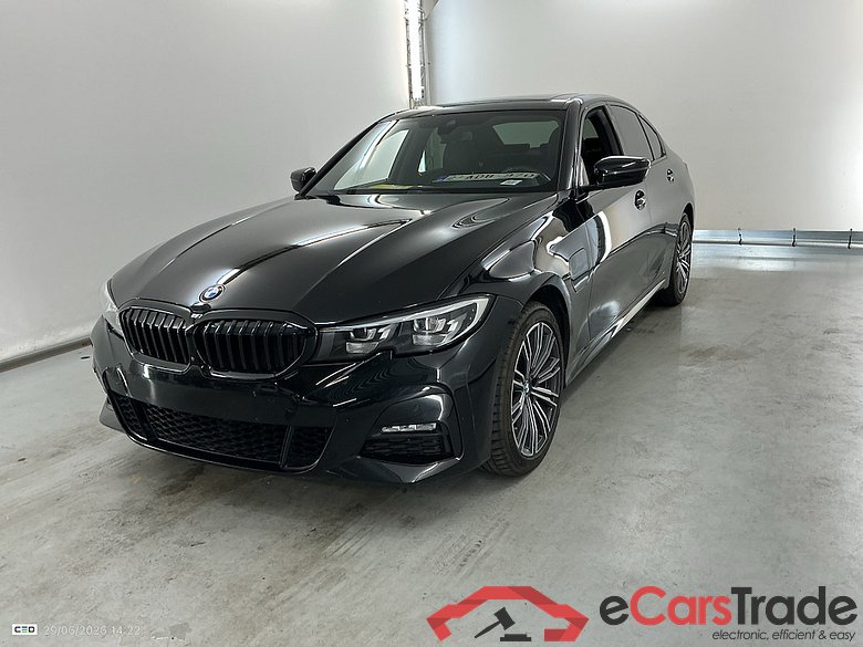 BMW 3 SERIES BERLINE 2.0 330E (135KW) BERLINE