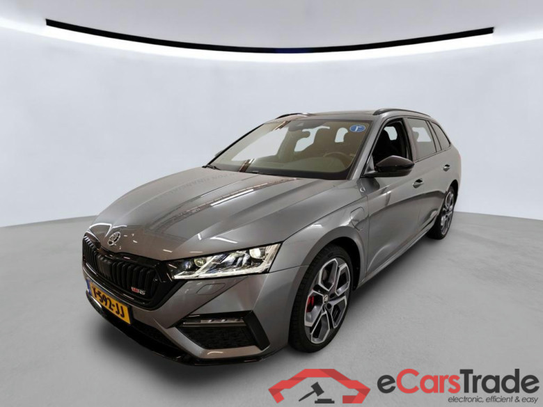 SKODA Octavia Combi 110 kW #1