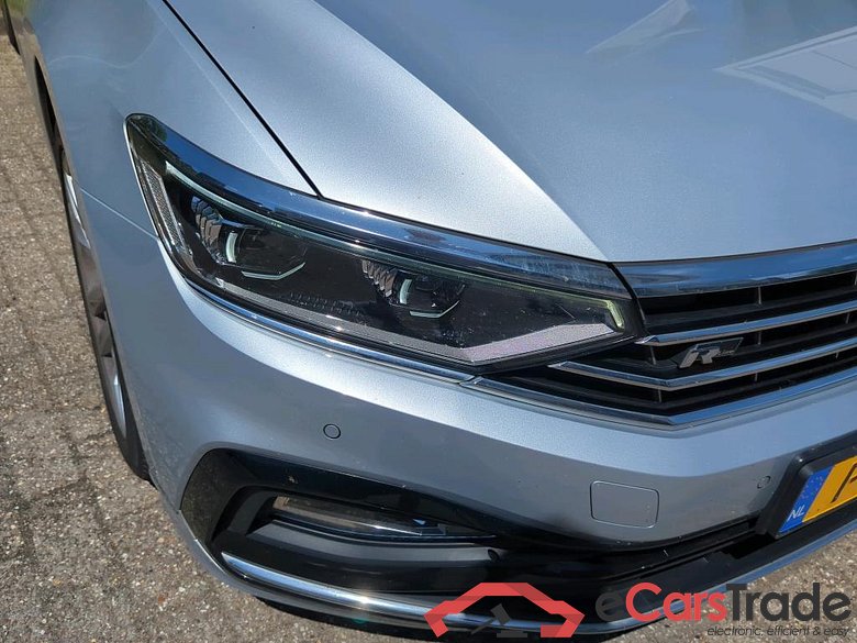 VOLKSWAGEN Passat Variant 110 kW #4
