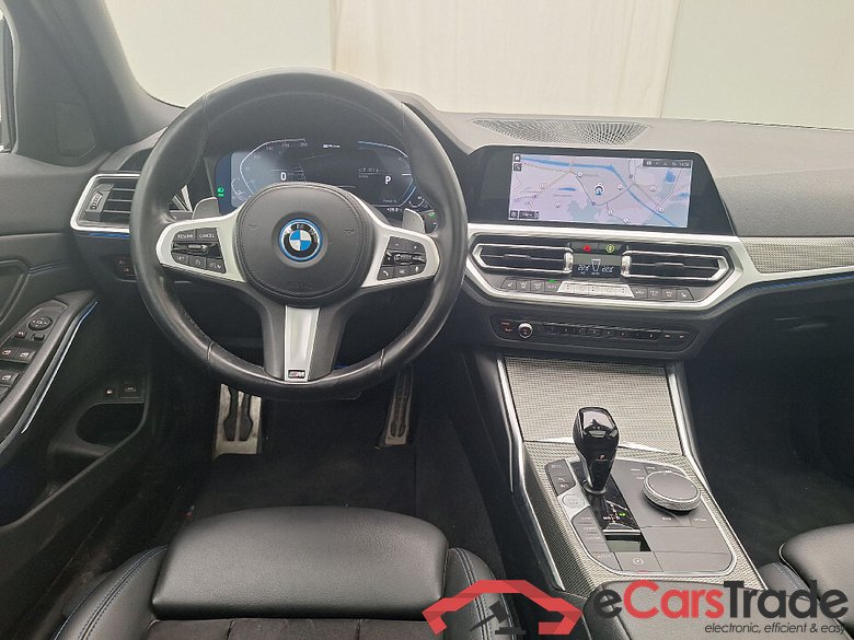 BMW, 3-serie T FL'22 PHEV, BMW 3 Reeks Touring 320e (150 kW) 5d ///M-Sportkit #6