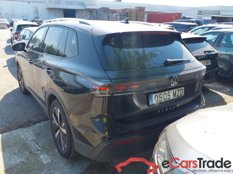 VOLKSWAGEN Tiguan NF NWB (CT1) 2.0 TDI 110 kW (150CV) AutomÃ¡tico DSG  #2