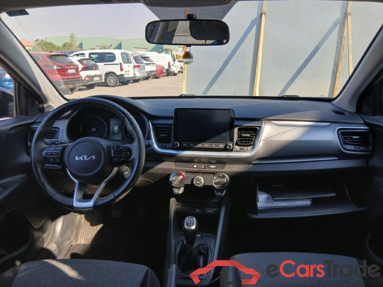 KIA Stonic / 2017 / 5P / todoterreno 1.0 T-GDi 74kW (100CV) MHEV iMT Concept (CM) #3