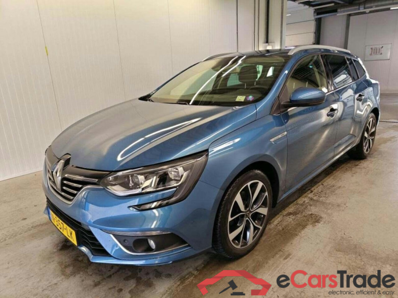 RENAULT Mégane Estate 1.3 TCe Bose #1