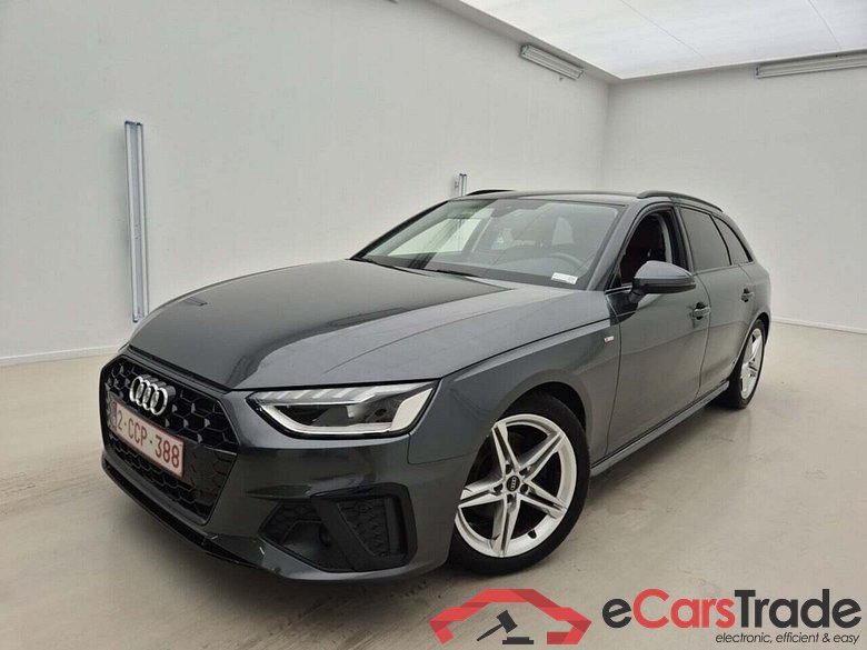 AUDI A4 AVANT 35 TFSI S-LINE S-TRONIC