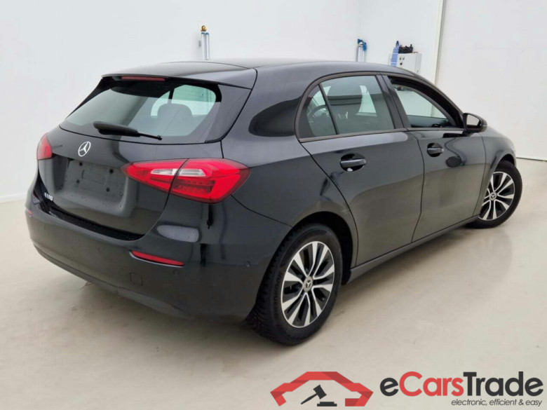 MERCEDES-BENZ A-KLASSE 180 BUSINESS SOL. AUT. #2