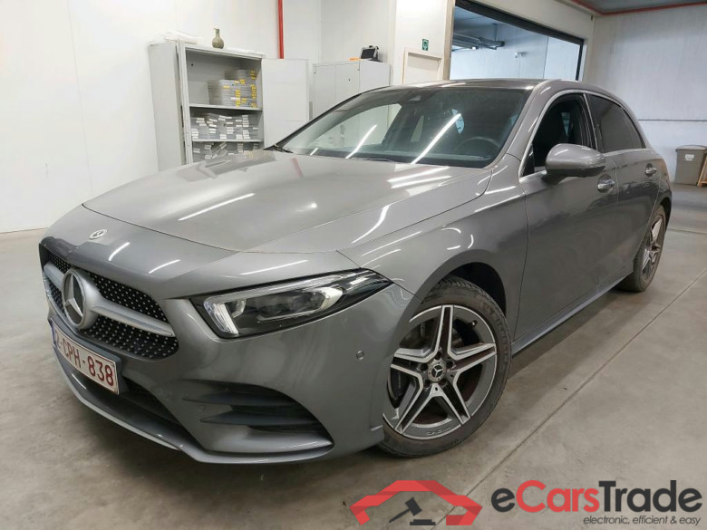 MERCEDES - MER A 250 e 218PK DCT Sport Edition & Pack Premium Plus & Connectivity Nav & Smartphone Integration & 360 Parking Pack Camera  * HYBRID *