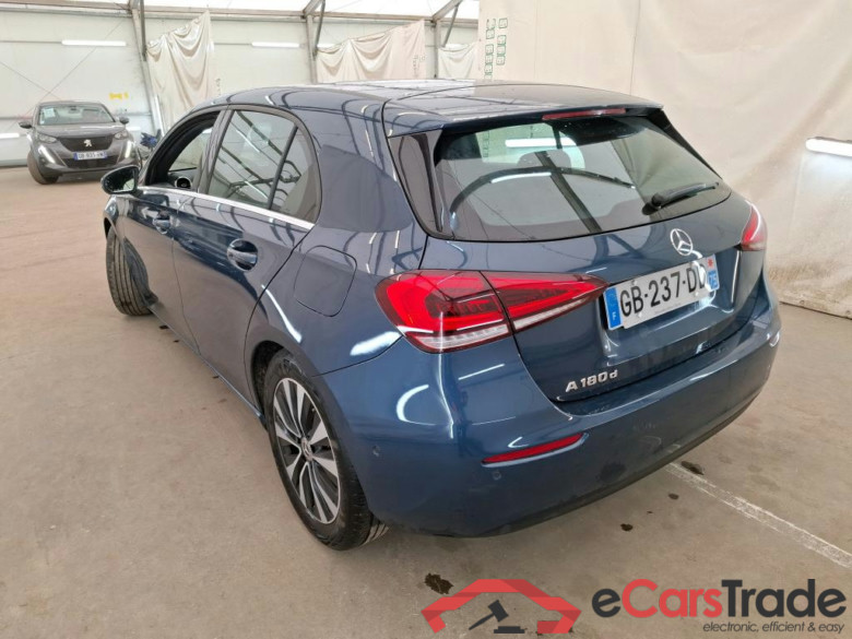 MERCEDES-BENZ Classe A Compact / 2018 / 5P / Berline A 180 d Business Line #2