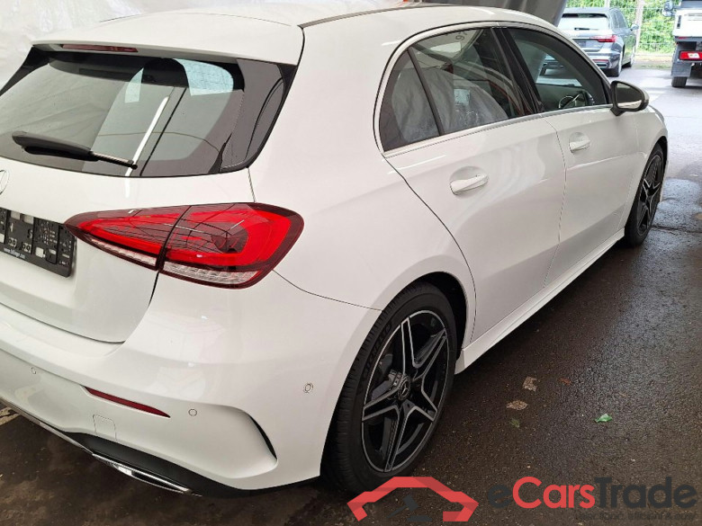 MERCEDES-BENZ A-Klasse A 180 d 7G-DCT AMG Line 5d 85kW #2