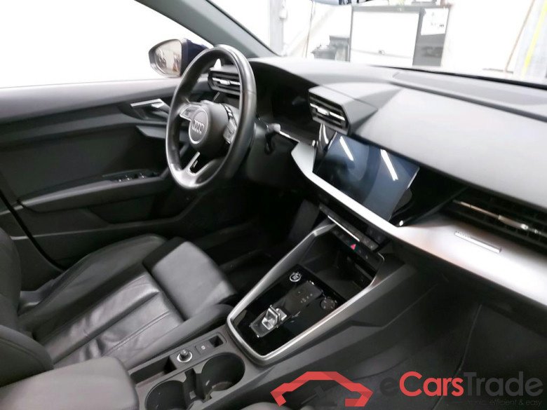 AUDI - AUD A3 SB 40 TFSI e 204PK S Line Pack Platinum With Heated Sport Seats & Comfort Key & Progressive Steering & Cruise Control & Park Assistant Front & Rear &  Rear Camera * HYBRID * #3