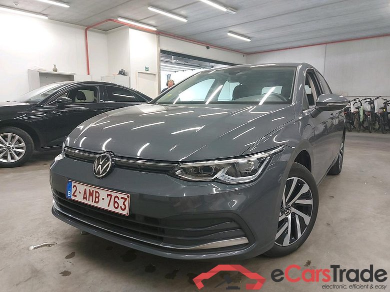 VOLKSWAGEN - VW  GOLF 1.4 eHybrid  204PK Style With Climatic & Navigation & Heated Electric Seats & Cruise Control & Park Sensors Front & Rear   * HYBRID *