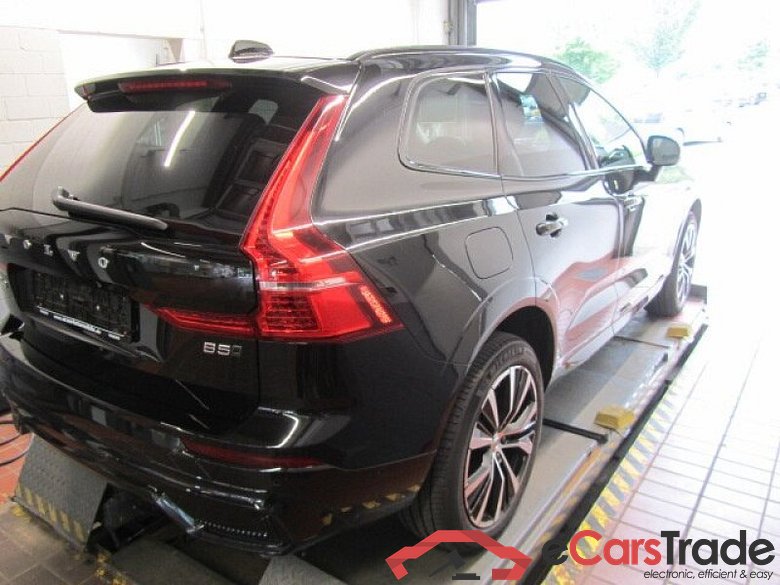 Volvo XC60 (03.2017->) DE - SUV5 B5 (Benzin) AWD EU6d, Ultimate Dark Mild-Hybrid, (Facelift) 2022 - 202 #3