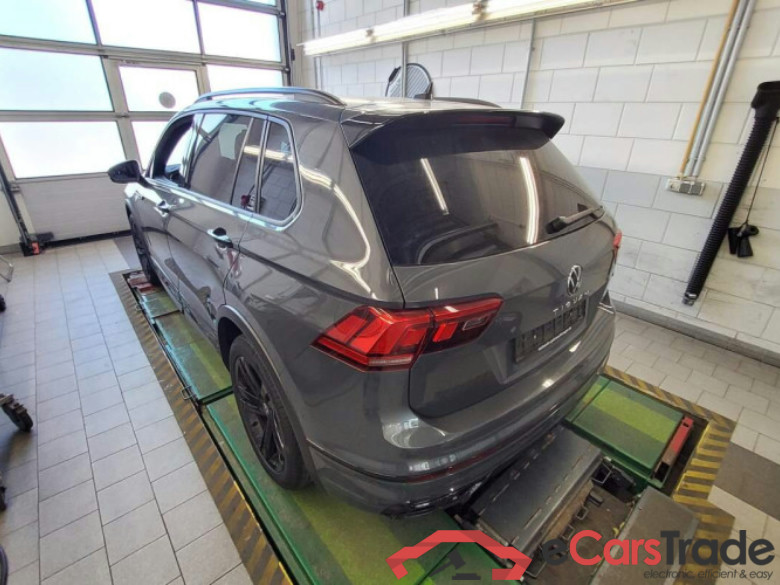 Volkswagen Tiguan (AX1)(07.2020->2024) DE - SUV5 2.0 TSI BMT/Start-Stopp EU6d, R-Line 4Motion OPF (EURO 6d), (Facelift) #4