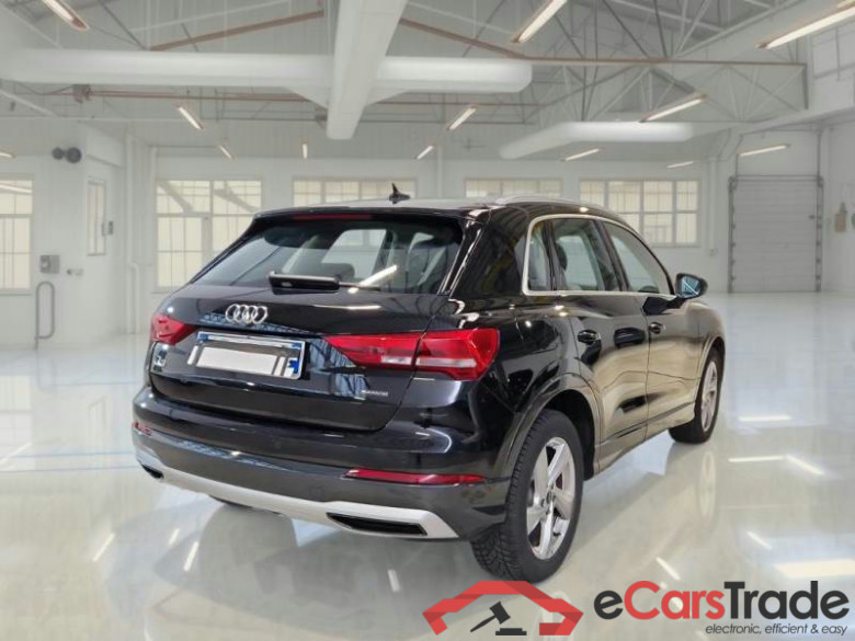AUDI Q3 / 2018 / 5P / SUV 35 TDI QUATTRO S TRONIC BUSINESS ADVANCE #2