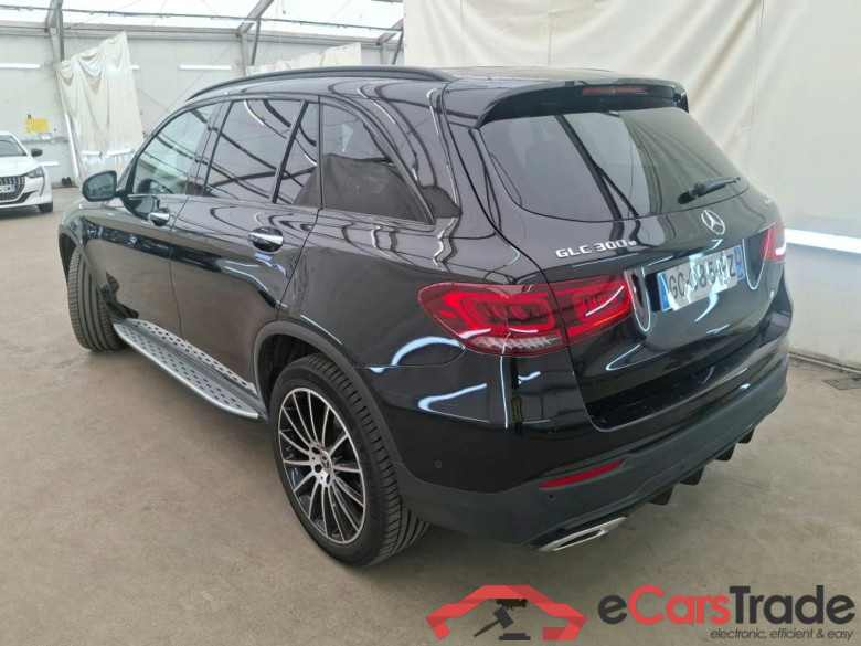 MERCEDES-BENZ GLC / 2019 / 5P / SUV 2.0 GLC 300 E AMG LINE 4MATIC #2