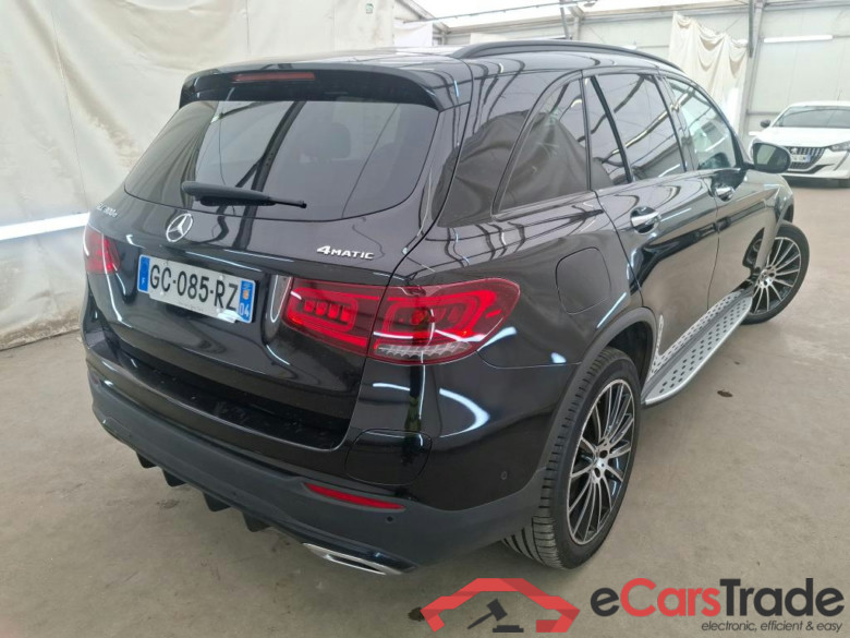 MERCEDES-BENZ GLC / 2019 / 5P / SUV 2.0 GLC 300 E AMG LINE 4MATIC #3