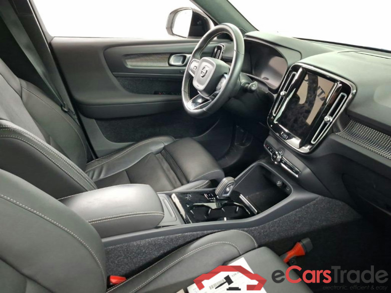 VOLVO XC40 Recharge P8 AWD R-Design 5D 300kW #6