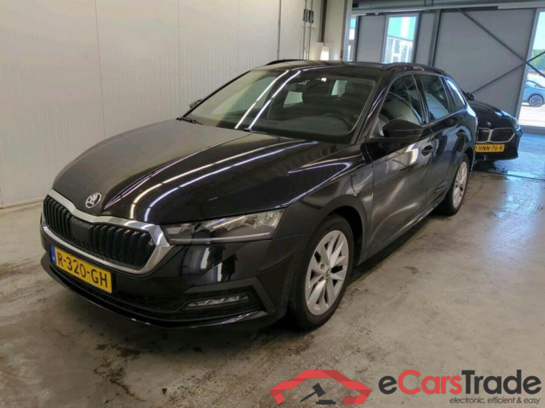 SKODA Octavia Combi 1.0 TSI Bns Edition #1