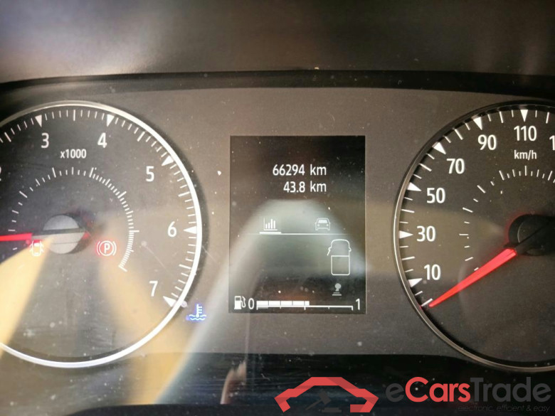 RENAULT Trafic / 2021 / 4P / furgón Furgón L1H1 Blue dCi 96 Kw (130 CV) (AC) #5