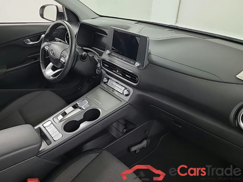 HYUNDAI Kona Comfort Electric 64 kWh 5D #6