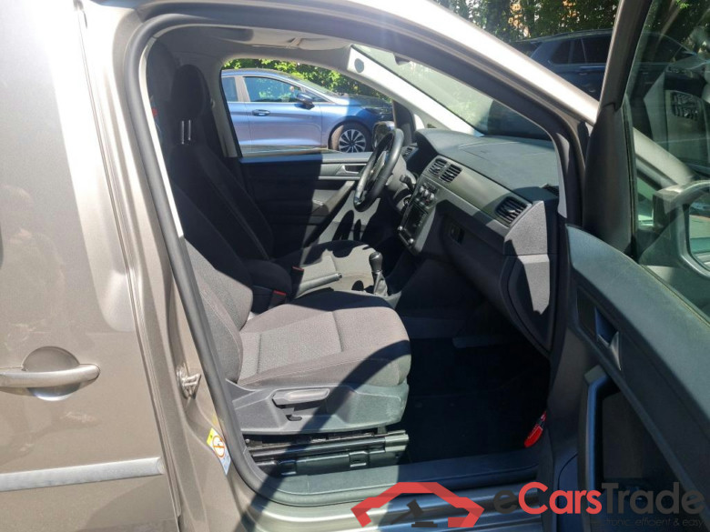 VOLKSWAGEN - VW  CADDY 1.4 TGi 110PK Family Pack Design & Relax & App Connect & Fixed Towing Hook  * CNG * #3