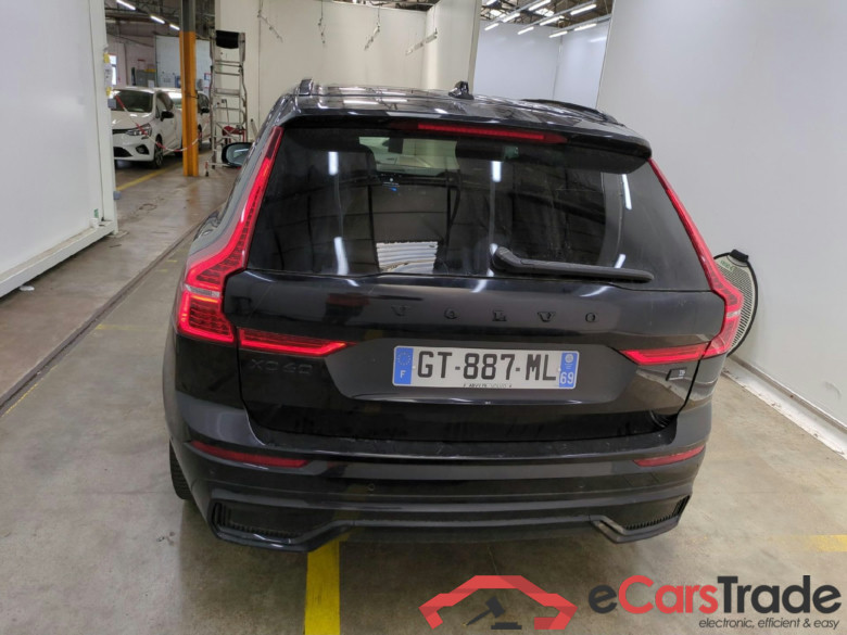 VOLVO XC60 / 2021 / 5P / SUV Recharge T6 350 GT 8 Black Edition #4
