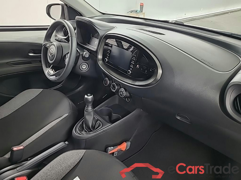 TOYOTA Aygo X 1.0 VVT-I MT play 5D 53kW #6