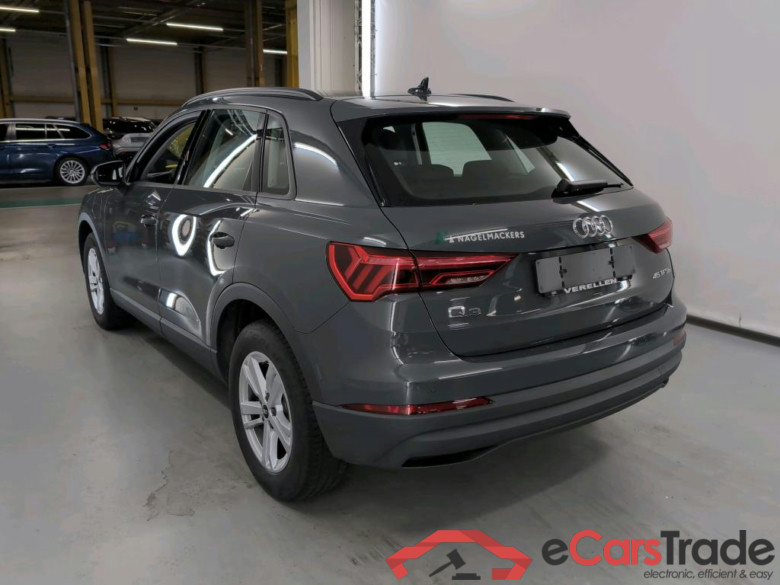 AUDI Q3 1.4 45 TFSI E S TRONIC #3