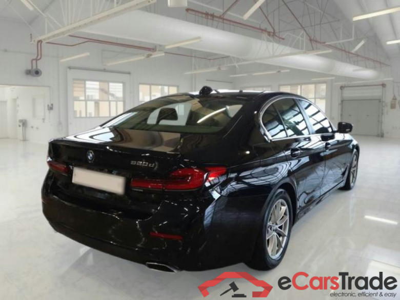 BMW SERIE 5 / 2020 / 4P / BERLINA 520D AUT BUSINESS MH48V #2