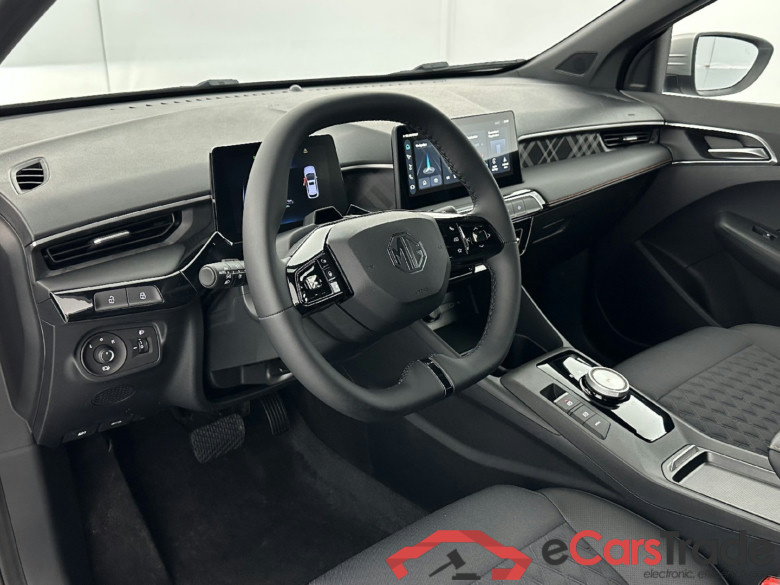 MG MG3 Luxury 1.5 Hybrid+ 195ch #2