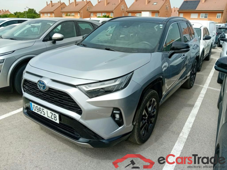 TOYOTA Rav4 / 2018 / 5P / todoterreno 2.5l 220H Style 4WD #1