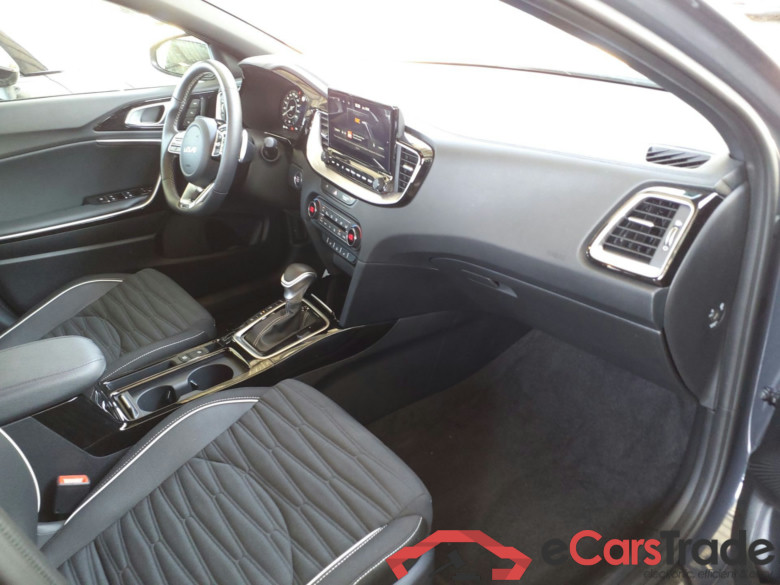 KIA Ceed  KIA Ceed  TGDI 140 GT-LINE DCT7 #3