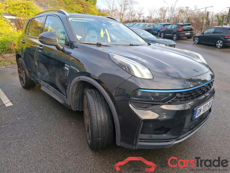 Lynk Co 01 1.5i Plug-In Hybrid Aut. LED Pano Virtual ACC Navi Infinity KeylessGo Camera 360 Klima PDC ... #1