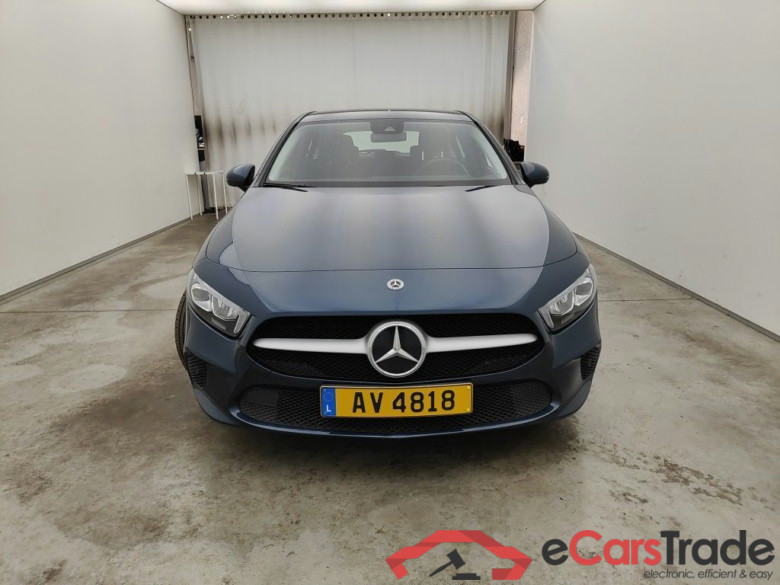 MERCEDES CLASSE A DIESEL (W177) A 180 d 116 Business Solution Essential 5d #1