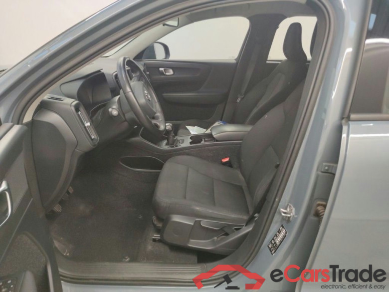 Volvo XC40 T3 XC40 5d #3
