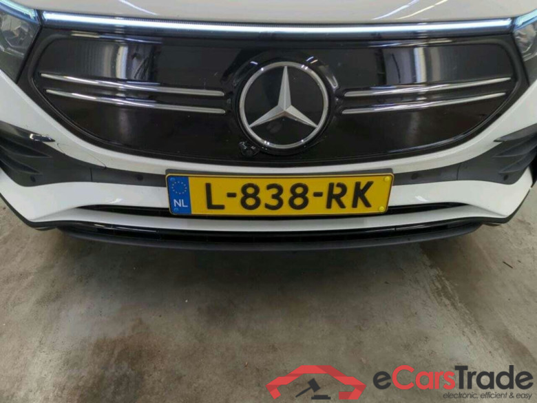 MERCEDES-BENZ EQA 250 Bns Sol. AMG #4