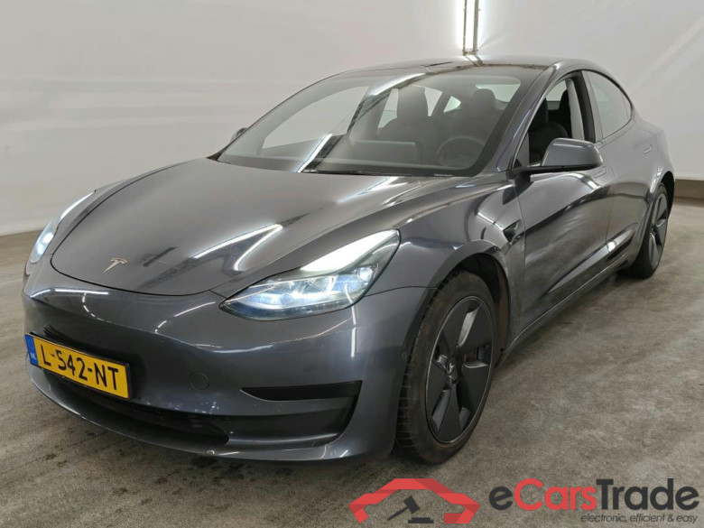 Tesla Model 3 Standard Range Plus RWD 4d