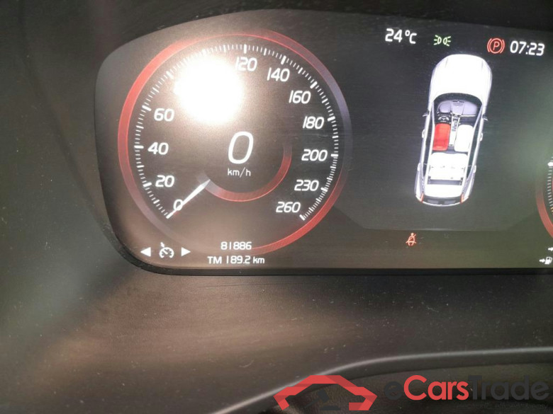 VOLVO XC40 / 2017 / 5P / todoterreno 1.5 T4 Twin Recharge Inscription Ex Auto #5