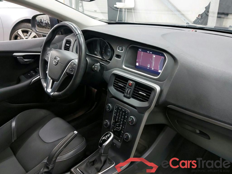 Volvo V40 1.5 T3 LED Navi 1/2 Leather Klima PDC ... #5