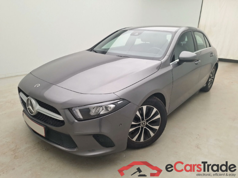 Mercedes A 180d Aut. LED Widescreen Navi 1/2 Sport-Leather KeylessGo Camera Klima PDC ... #1