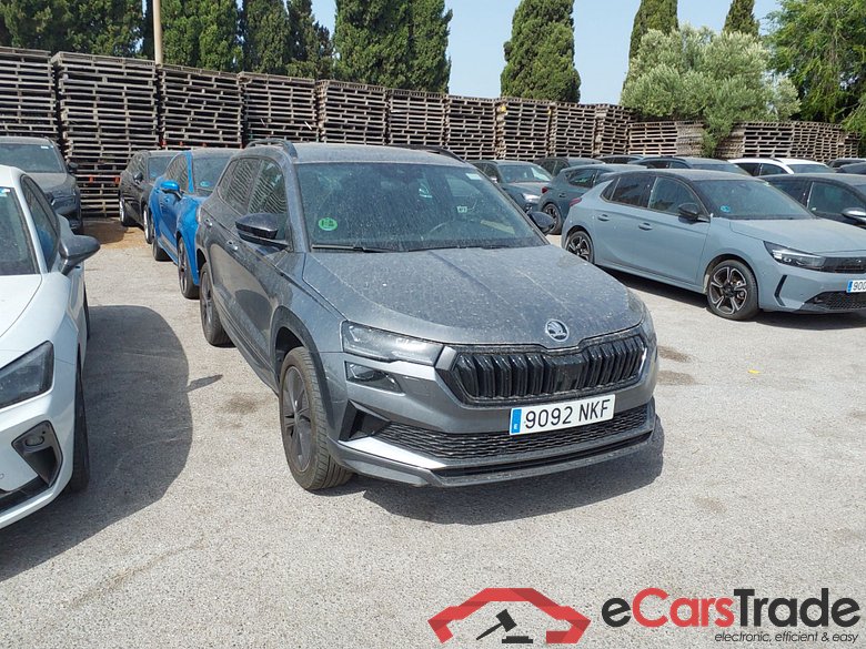SKODA Karoq 1.5 TSI 110 kW (150 CV) DSG 7 vel. Sportline(Winterpack)