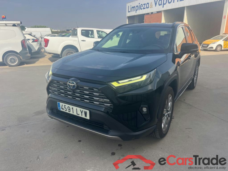 TOYOTA Rav4 / 2018 / 5P / todoterreno 2.5l 220H Luxury 4WD