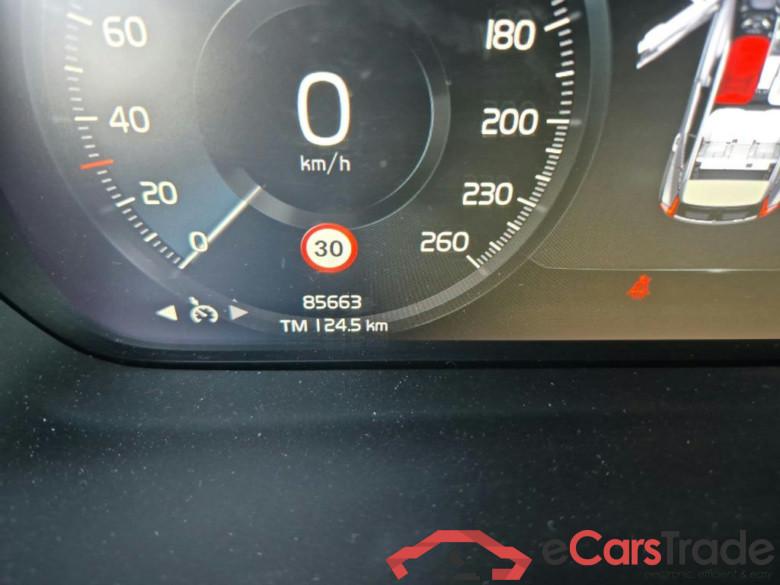 VOLVO XC40 / 2017 / 5P / todoterreno 1.5 T4 Twin Recharge Inscription Ex Auto #5
