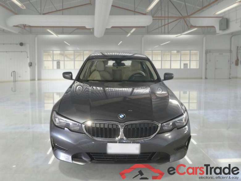 BMW SERIE 3 / 2018 / 4P / BERLINA 318D 48V BUSINESS ADVANTAGE AUTO #6