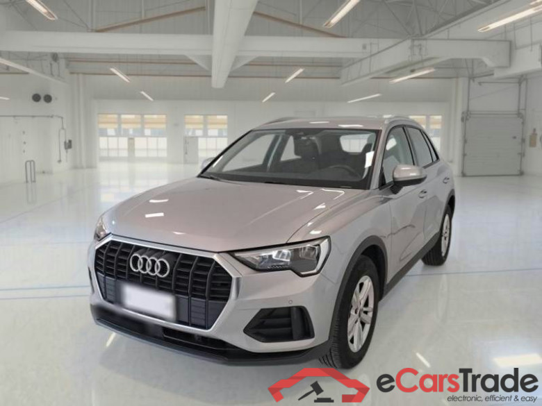 AUDI Q3 / 2018 / 5P / SUV 35 TDI BUSINESS #1