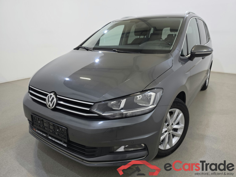 Volkswagen Touran 1.4 TSI Highline Aut. ACC Navi 1/2 Alcantara Klima PDC ...
